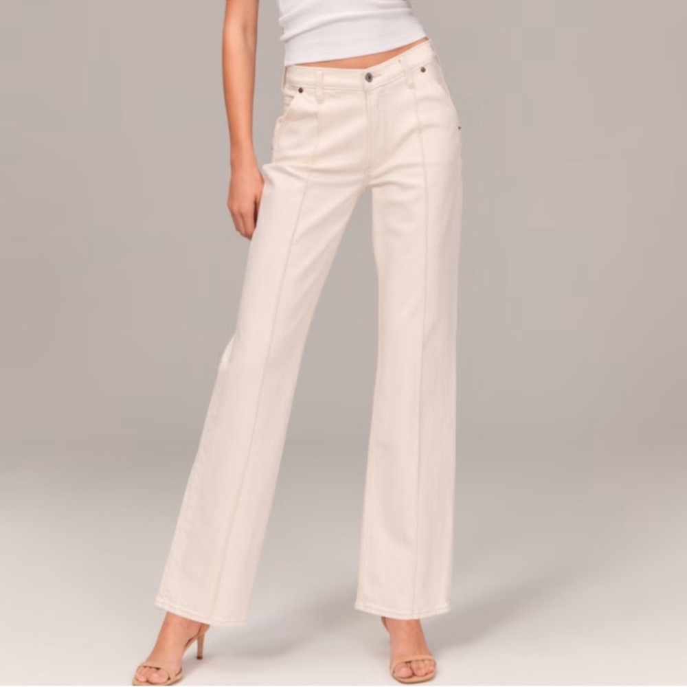 Abercrombie & Fitch Curve Love The Baggy Midrise Jean Cream 26/R
